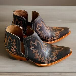 Ariat Ladies Dixon Brooklyn Black Western Ankle Boots 10029653 9B